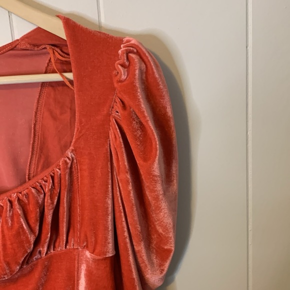 Free People X REVOLVE Hold Me Top in Crush Blush Size Medium - Picture 6 of 10